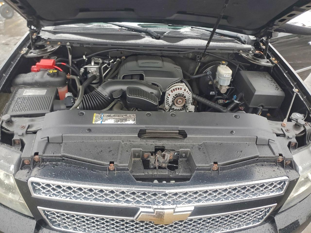 Chevrolet Tahoe K1500 Ltz Image 8