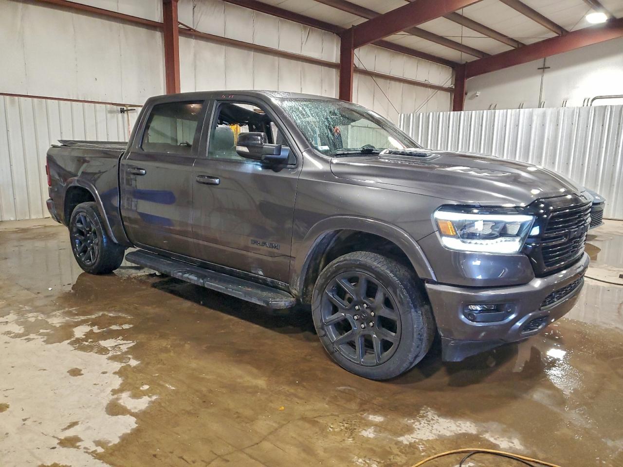 Ram 1500 Laramie Image 5