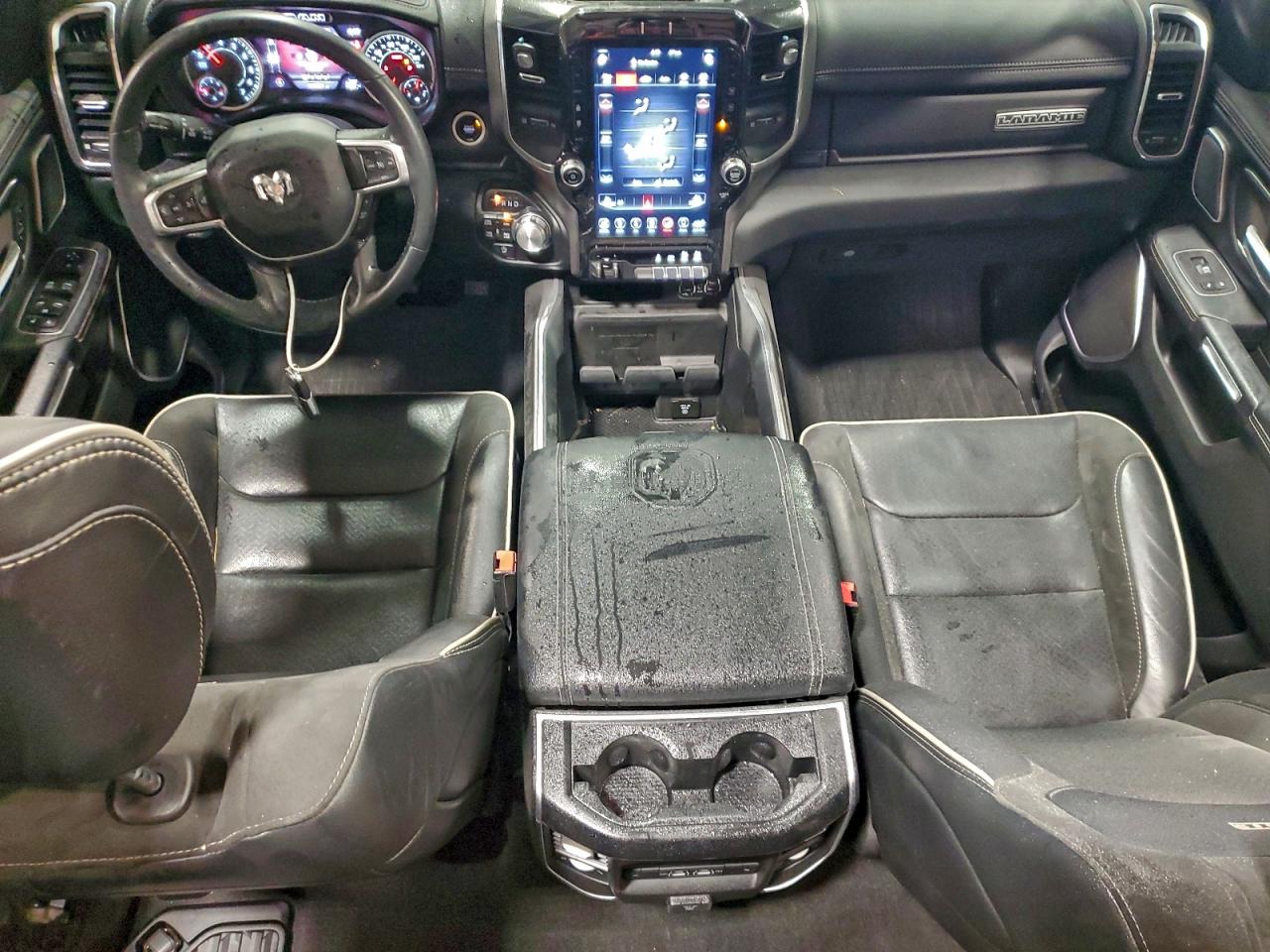 Ram 1500 Laramie Image 6