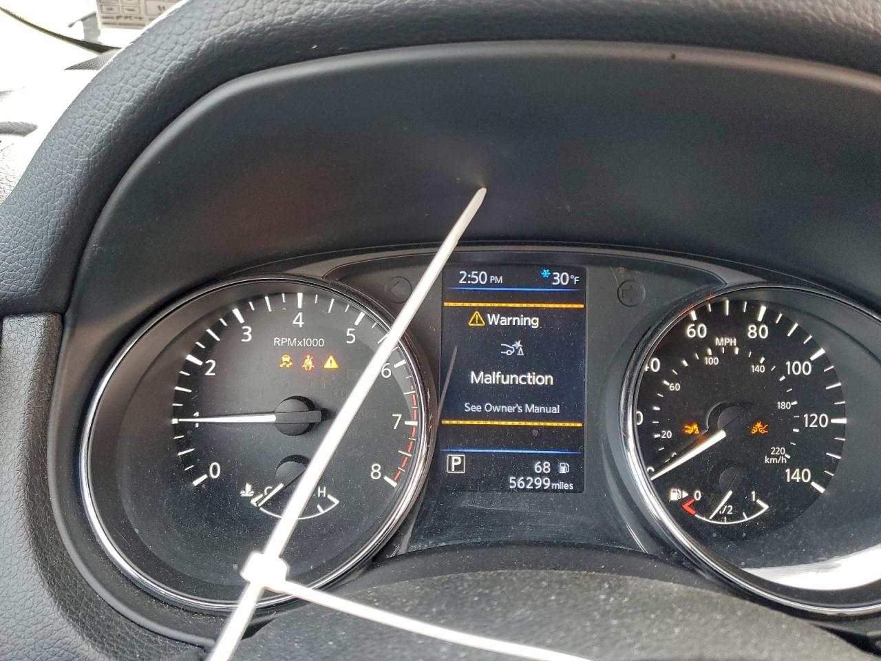 Nissan Rogue S Image 7