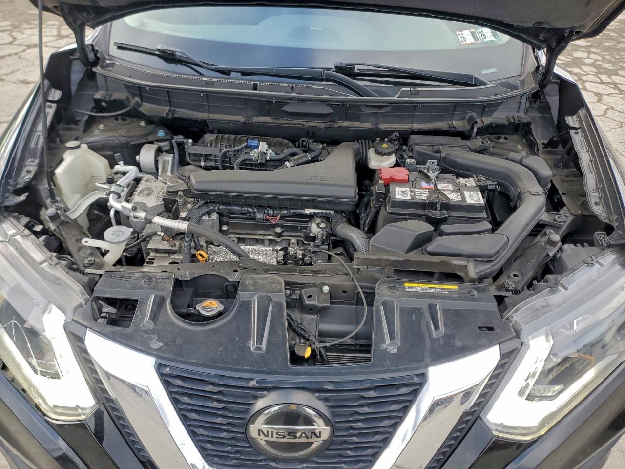 Nissan Rogue S Image 9