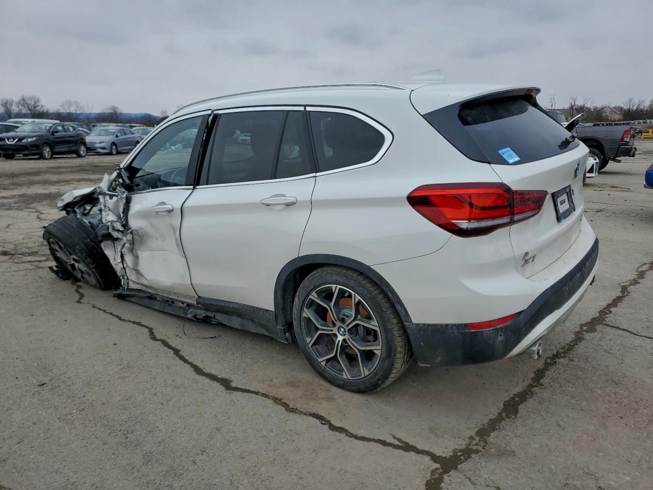 BMW X Series Xdrive28i Image 2