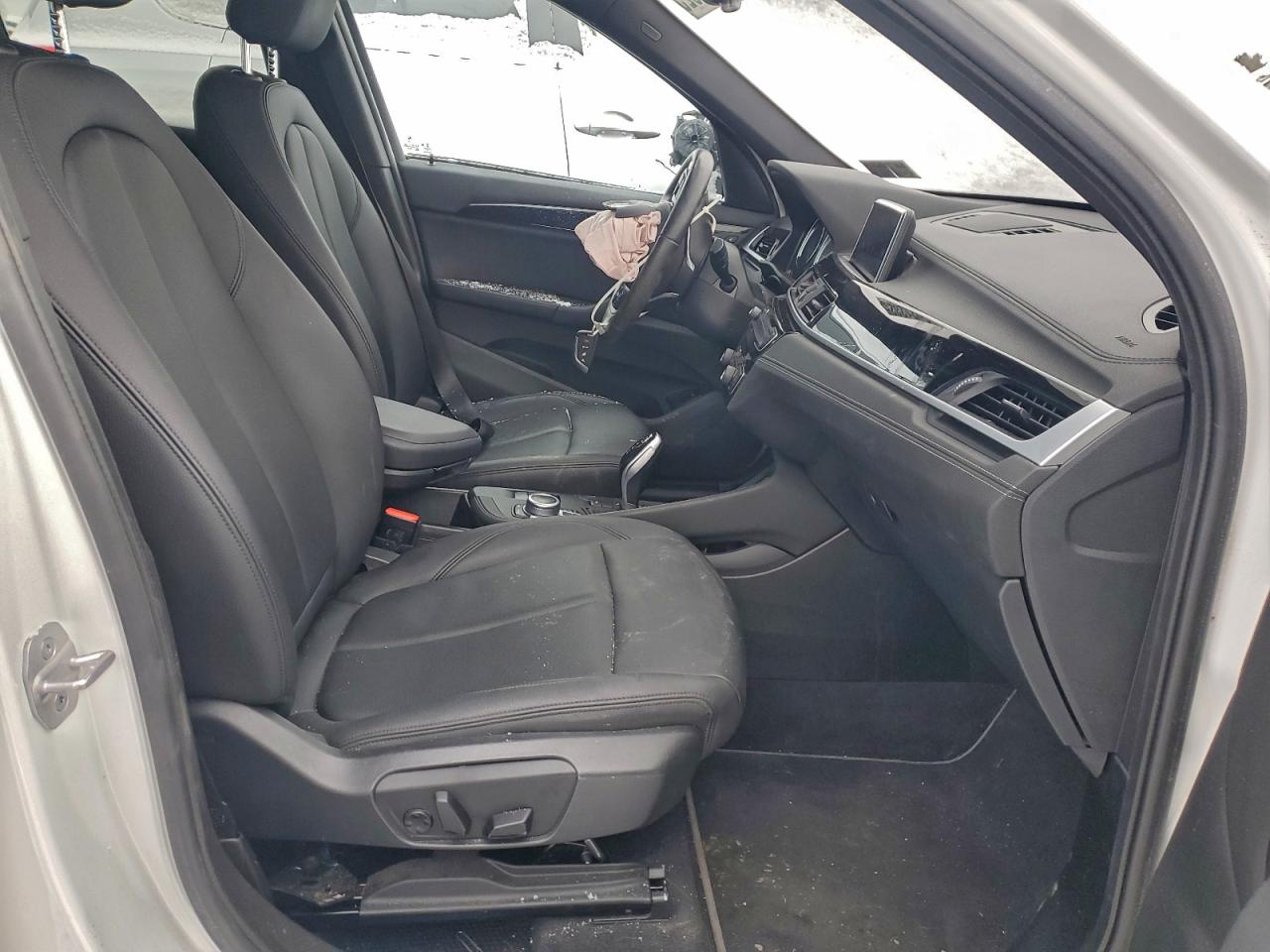 BMW X Series Xdrive28i Image 12