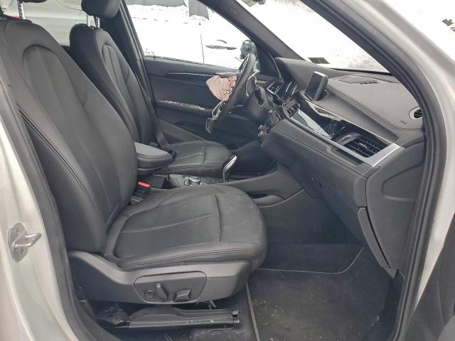 BMW X Series Xdrive28i Image 12