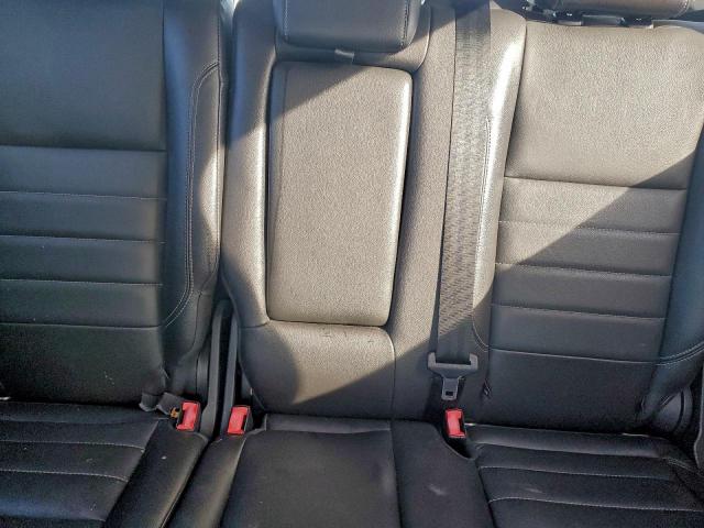 Ford Escape Titanium Image 12