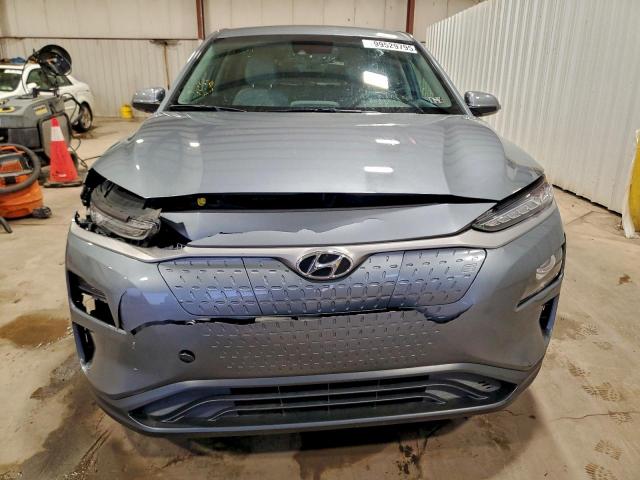 Hyundai KONA Limited Image 4