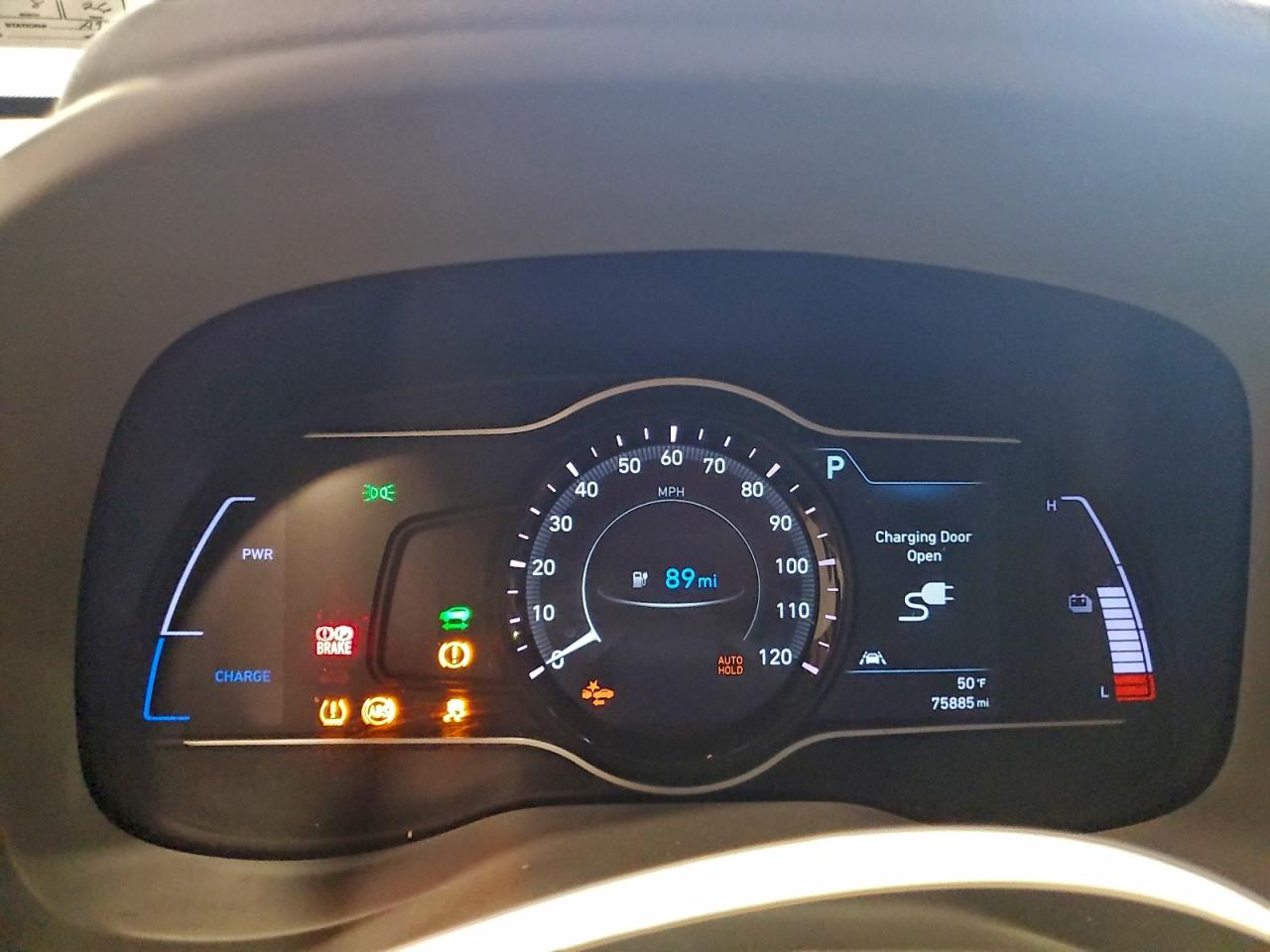 Hyundai KONA Limited Image 11