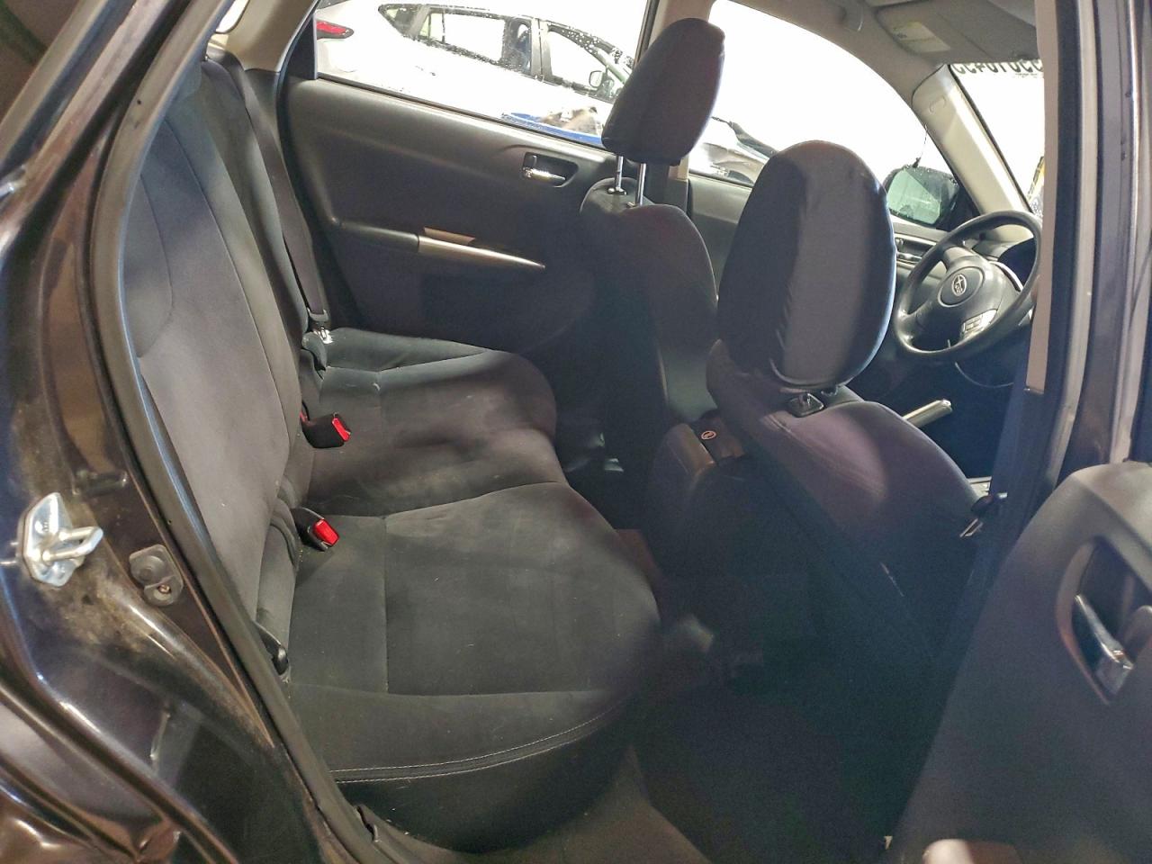 Subaru Impreza 2.5i Image 2