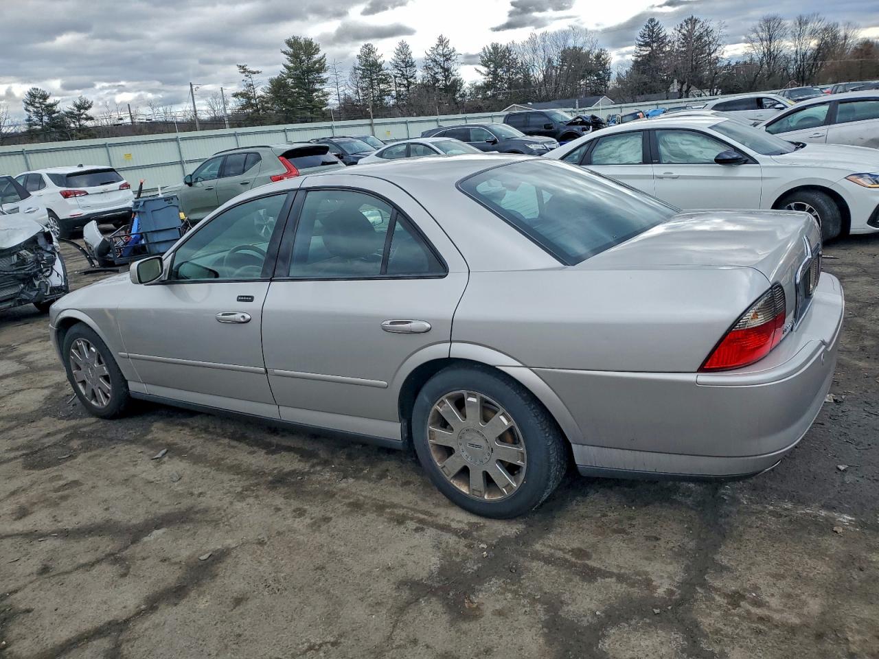 Lincoln Ls Series Image 11