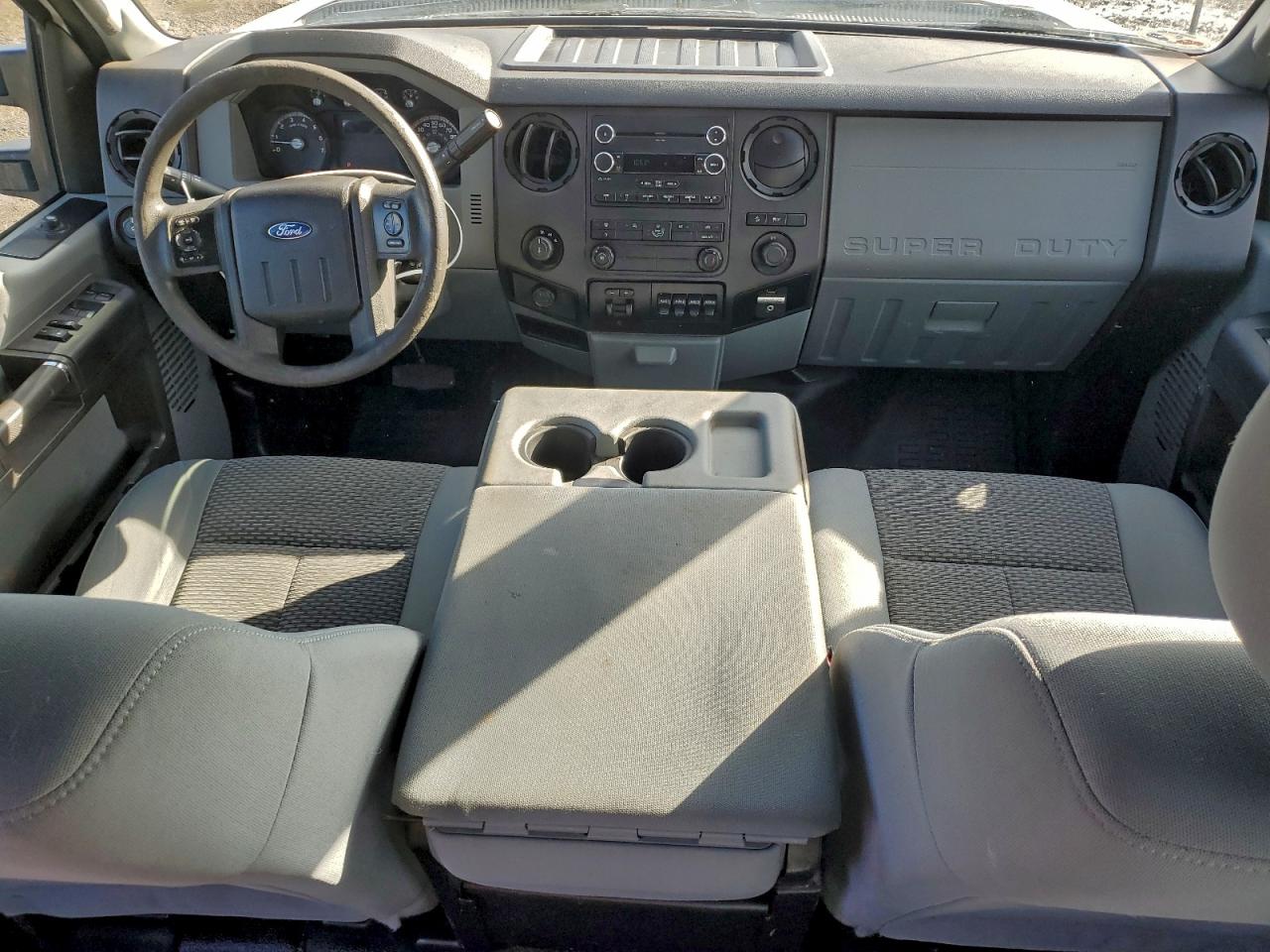 Ford F-250 Super Duty Image 2