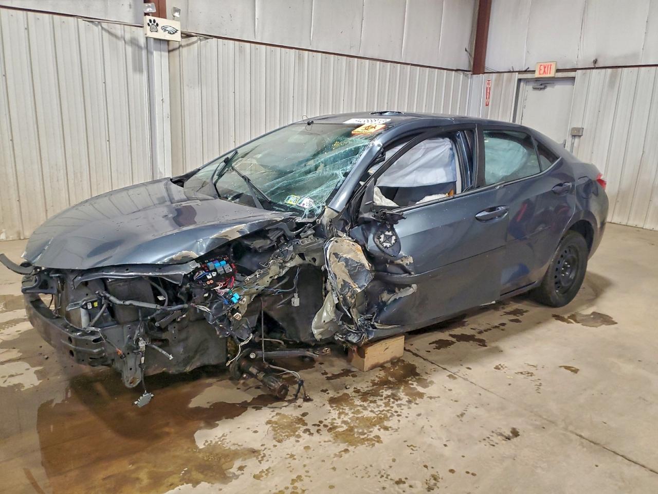 Toyota Corolla L Image 1