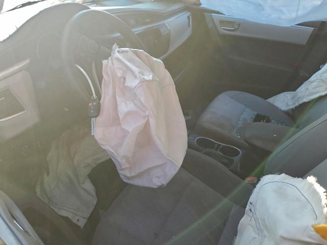 Toyota Corolla L Image 8