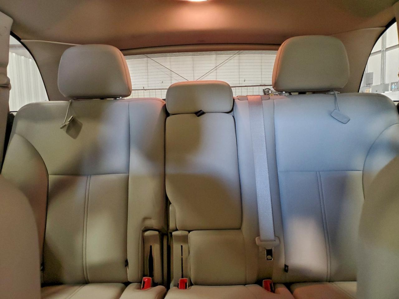 Ford Edge Se Image 10