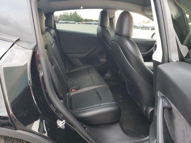 Tesla Model Y Image 12