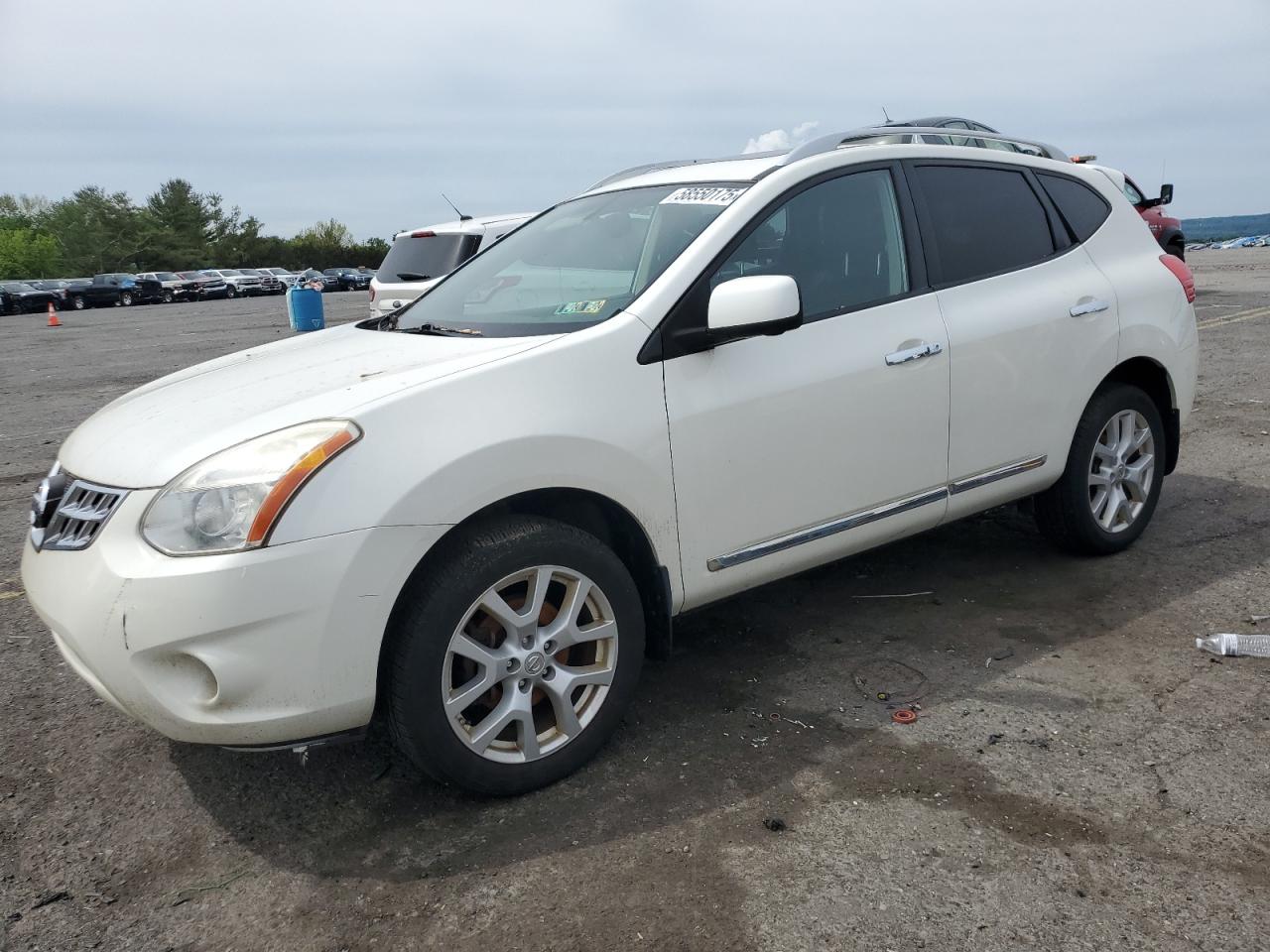 Nissan Rogue S Image 1
