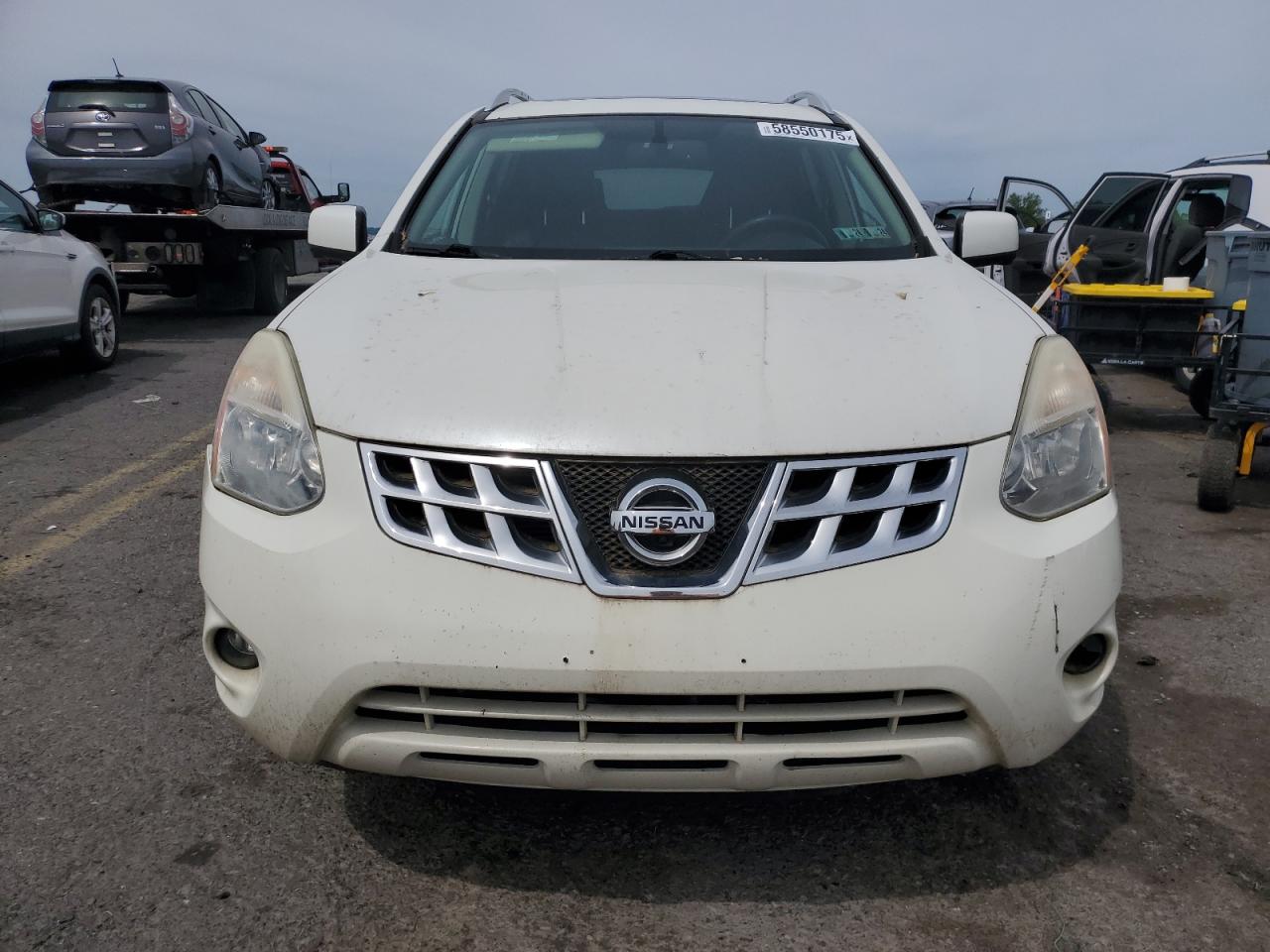Nissan Rogue S Image 4