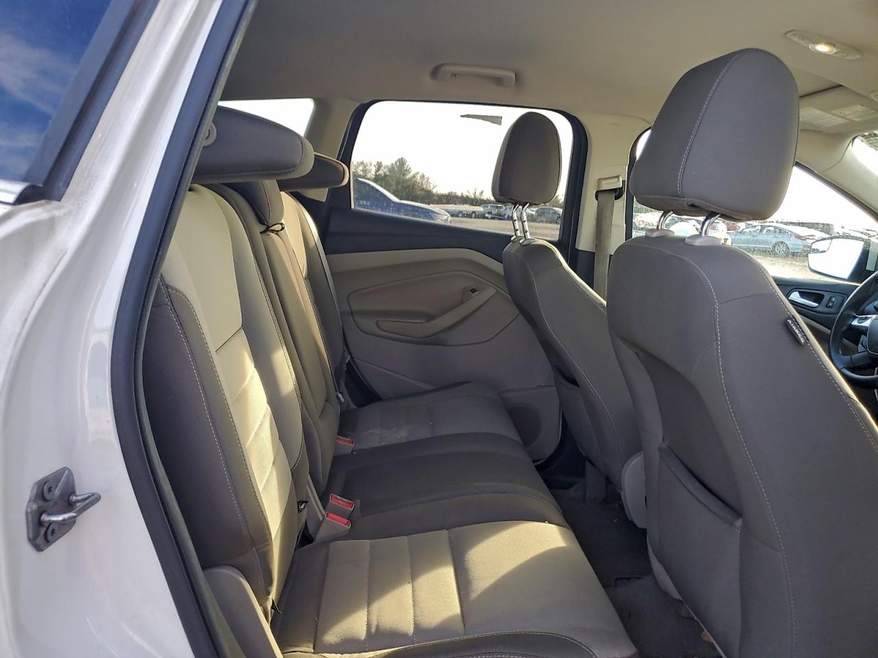 Ford Escape Se Image 2