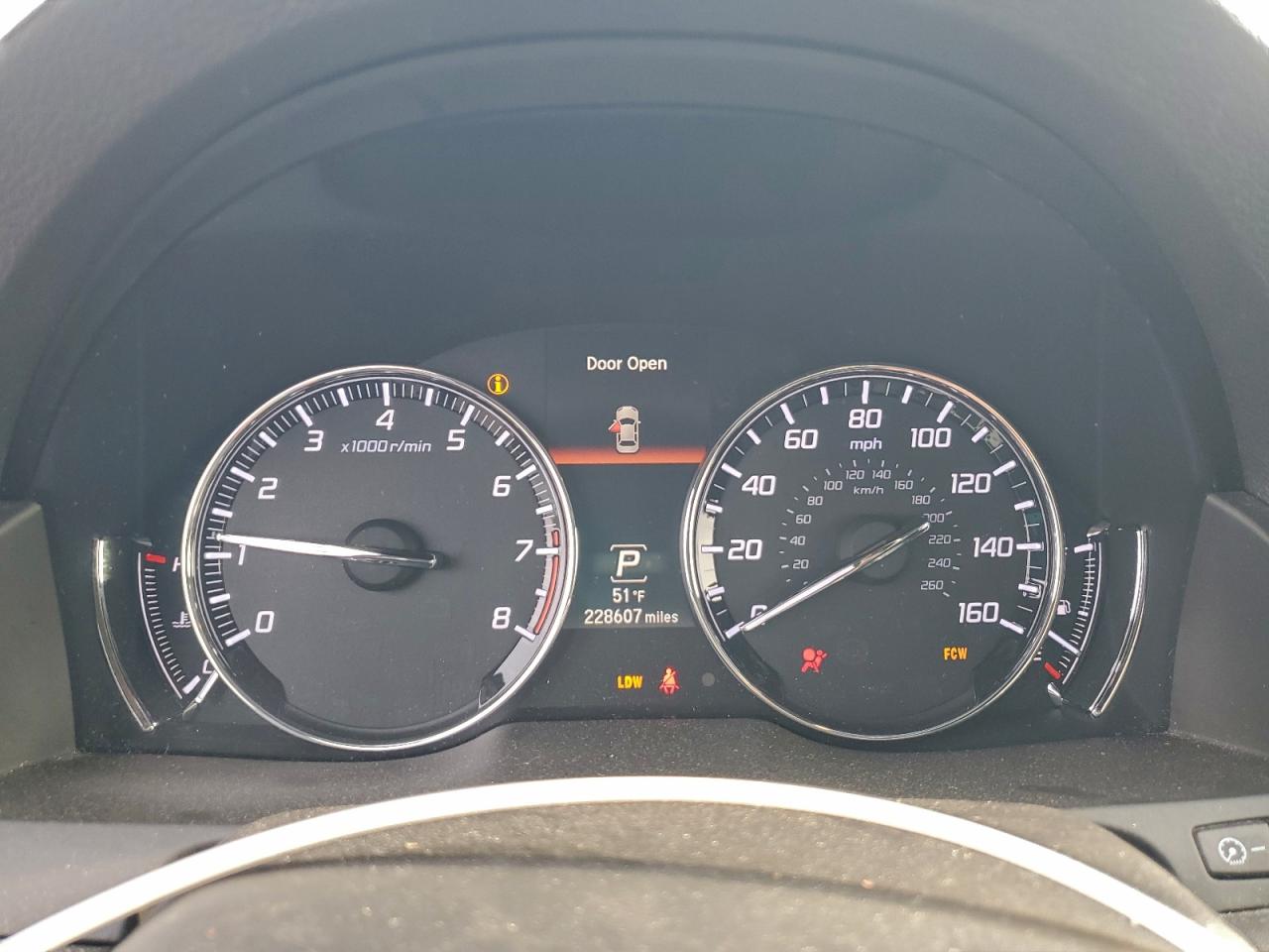 Acura RLX Tech Image 10