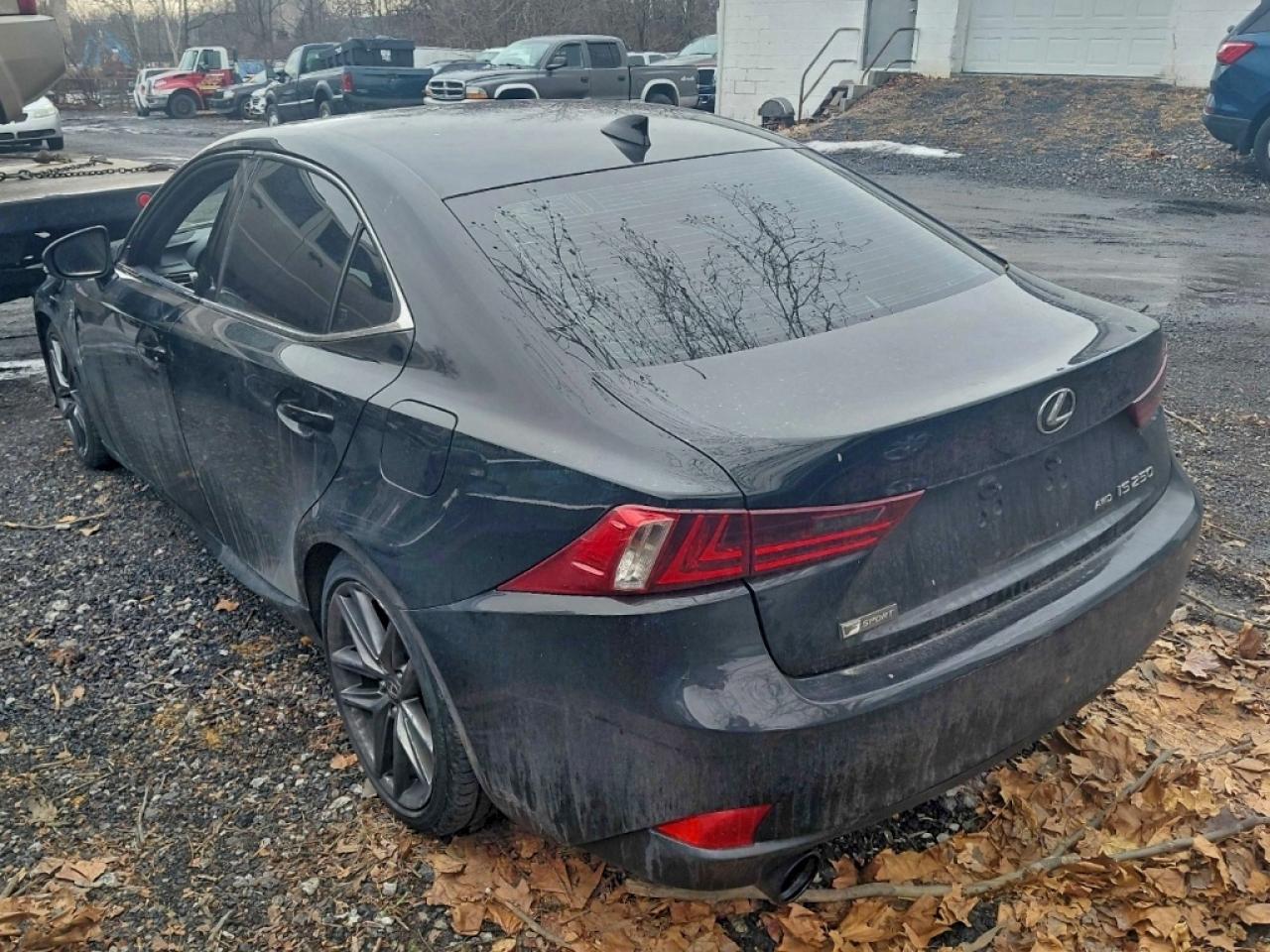 Lexus Is 250 Image 5