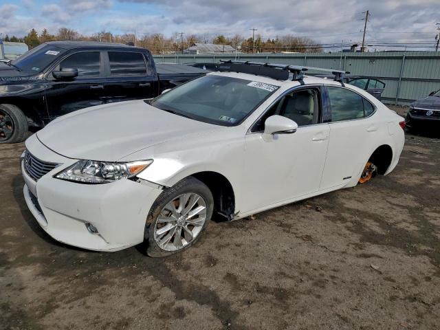  Salvage Lexus Es