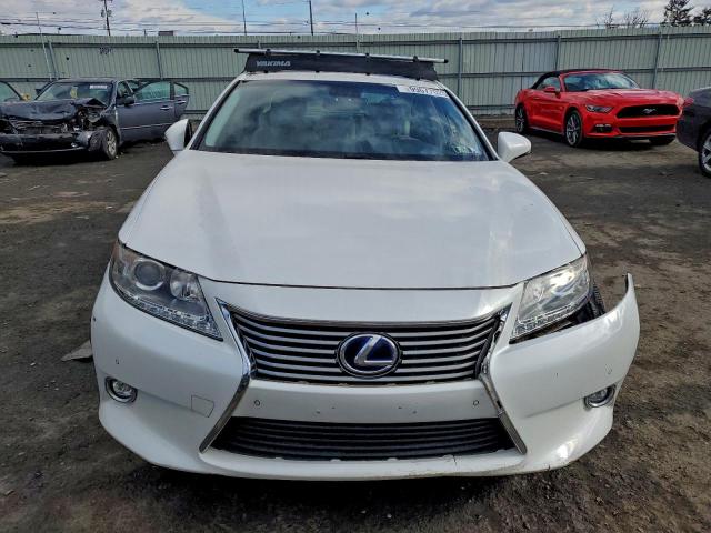 Lexus Es 300h Image 5