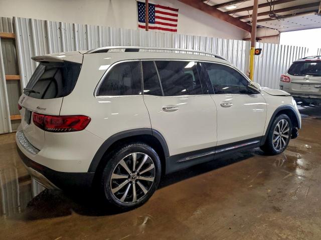 Mercedes-Benz GLB 250 4matic Image 2