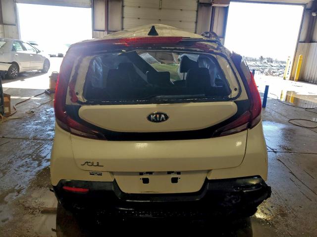 Kia Soul Lx Image 2