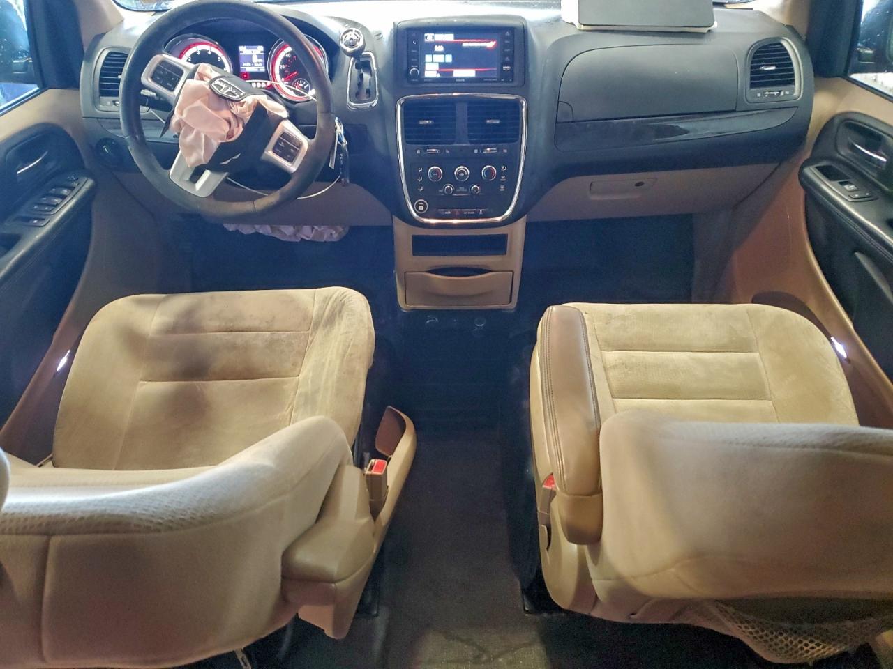 Dodge Caravan Sxt Image 9