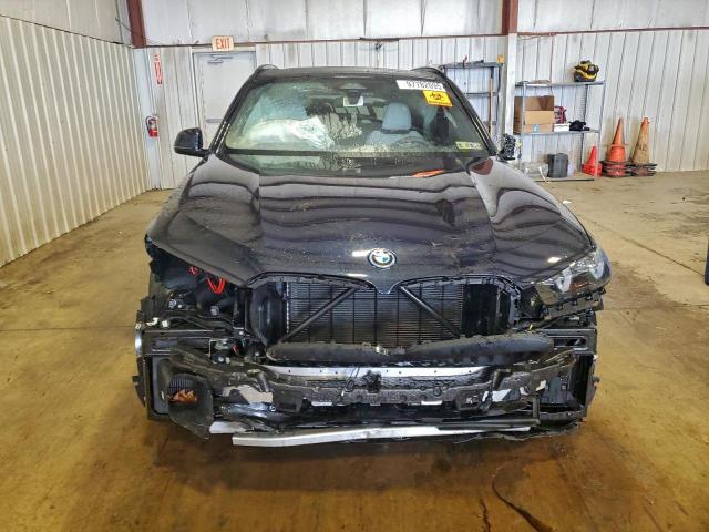 BMW X Series Xdrive50e Image 3