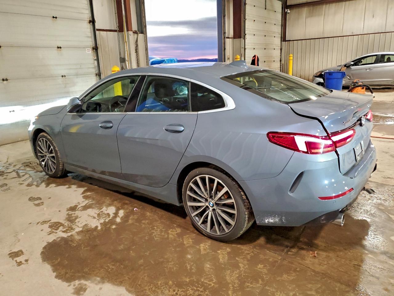 BMW 2 Series Image 5