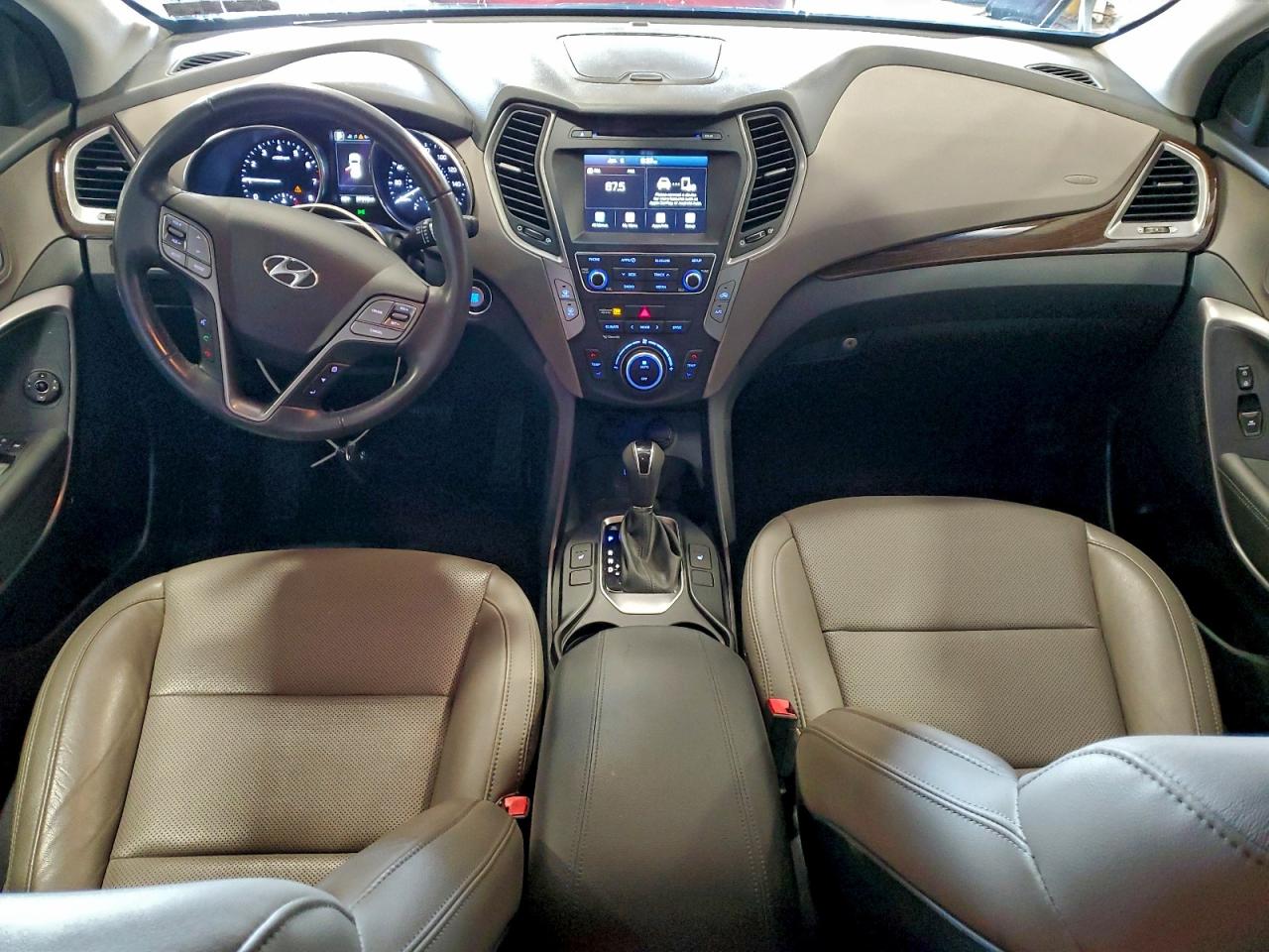 Hyundai SANTA FE Image 5