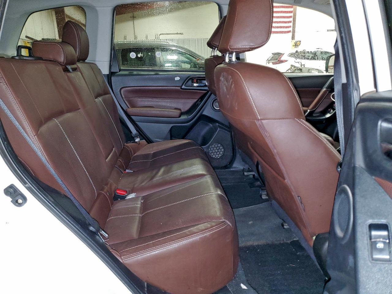 Subaru Forester 2.5i Touring Image 8