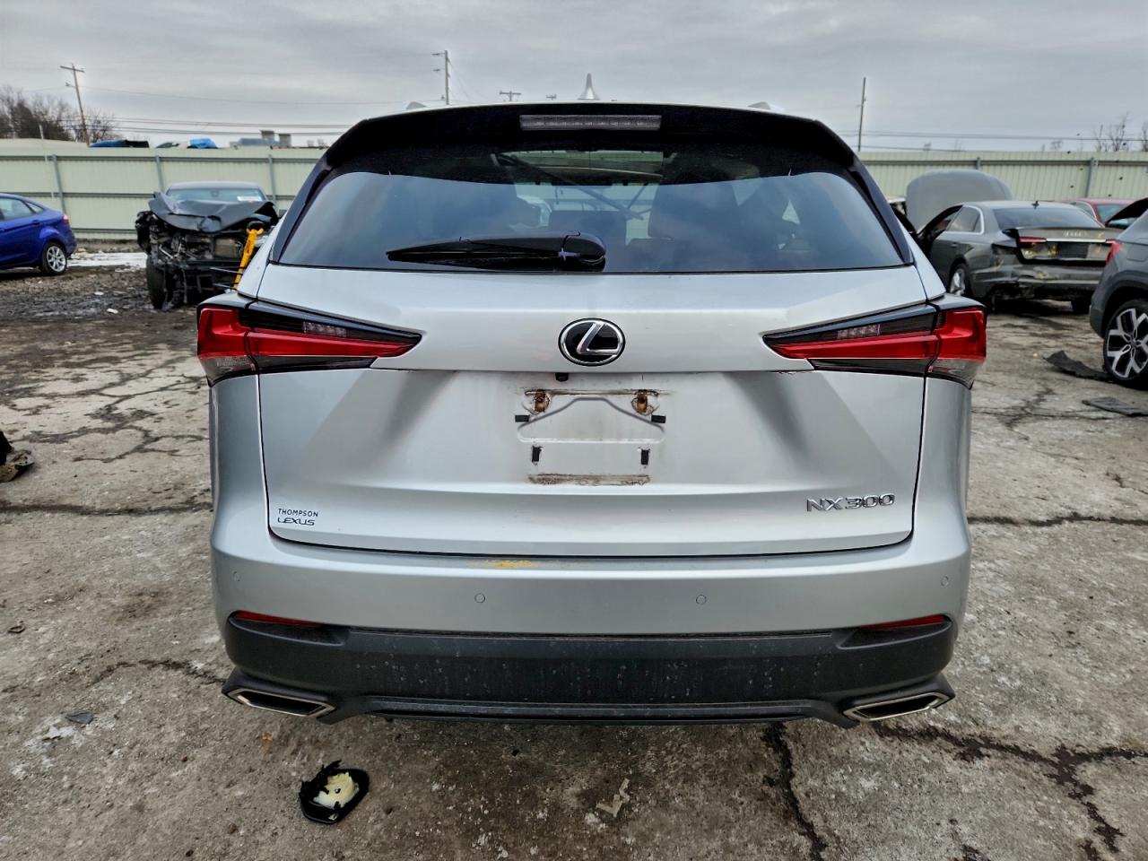 Lexus NX 300 Base Image 2