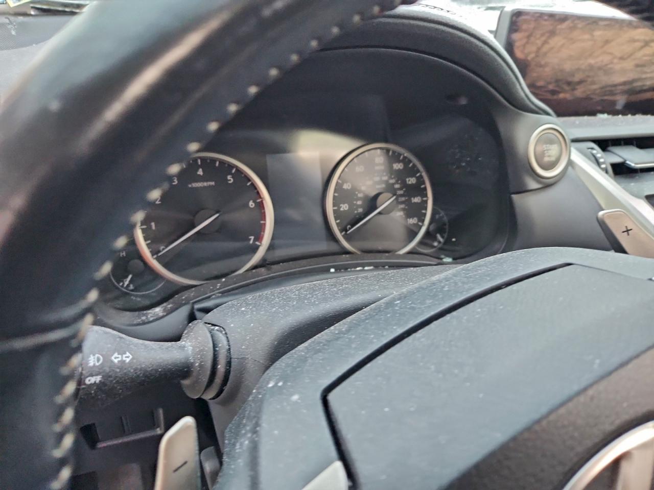 Lexus NX 300 Base Image 3