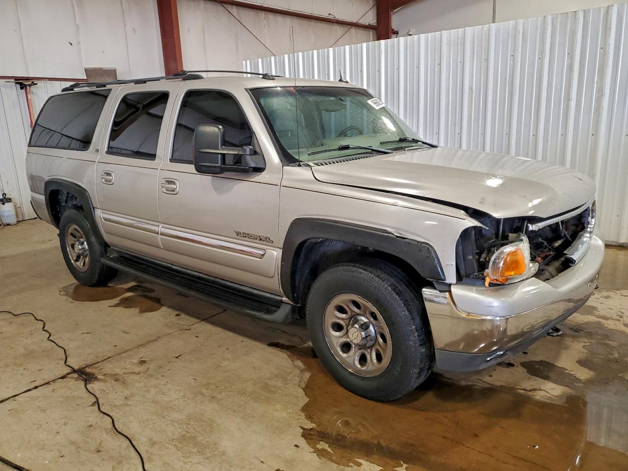 GMC Yukon K1500 Image 3