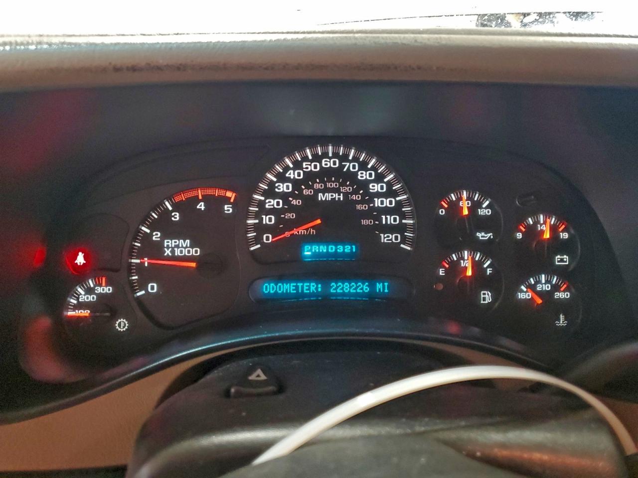 GMC Yukon K1500 Image 6