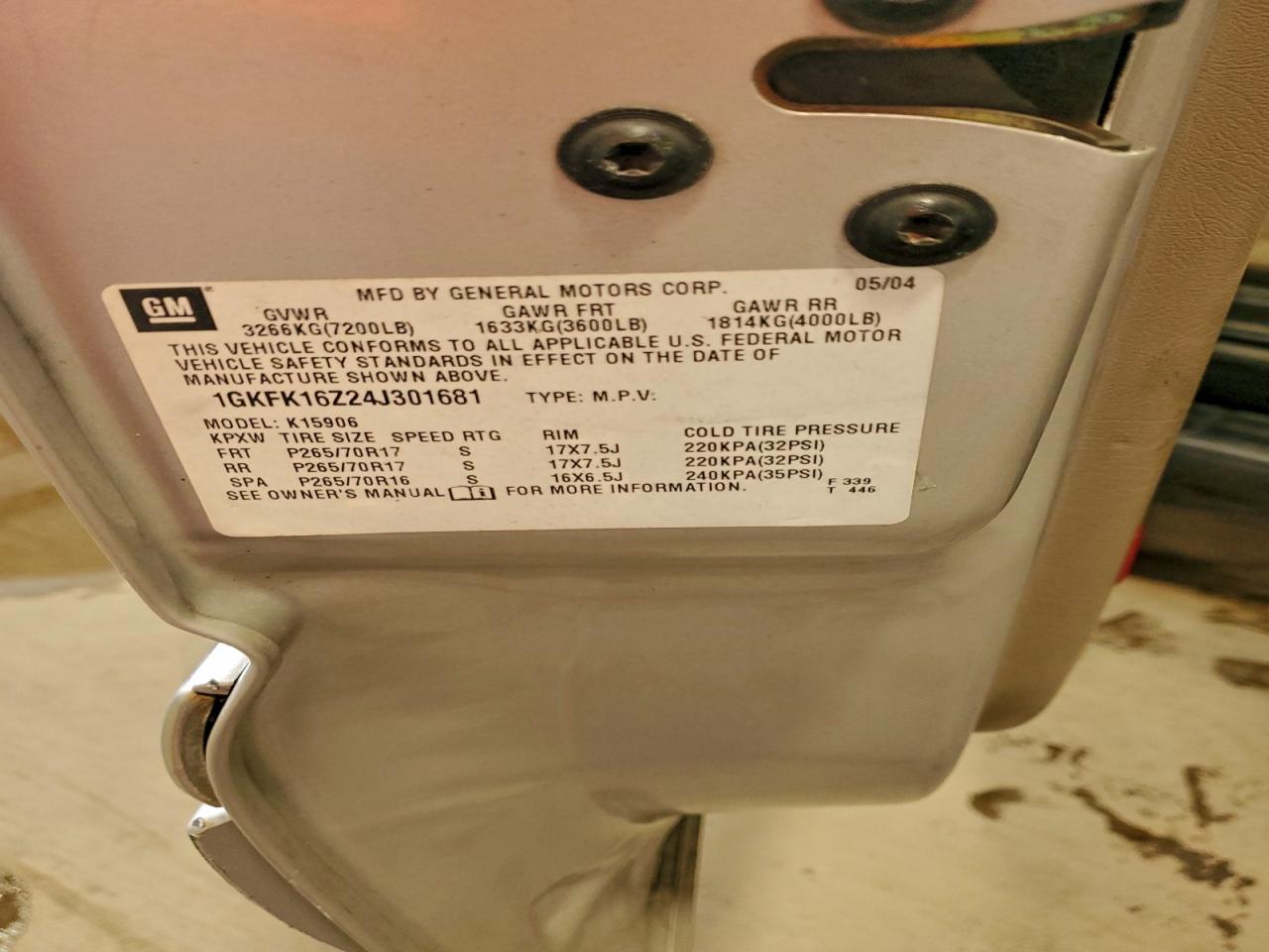 GMC Yukon K1500 Image 11