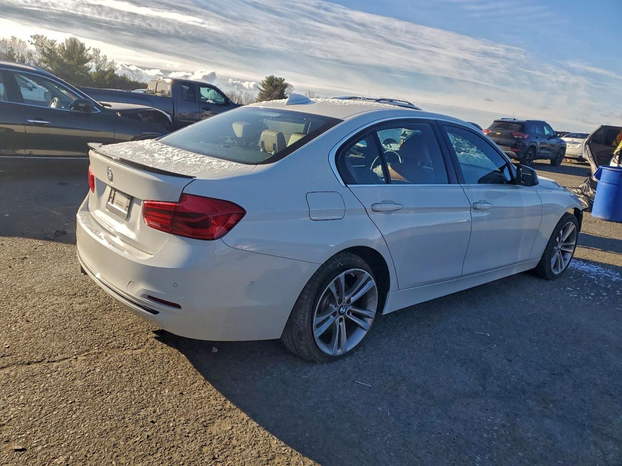 BMW 3 Series Xi Image 2