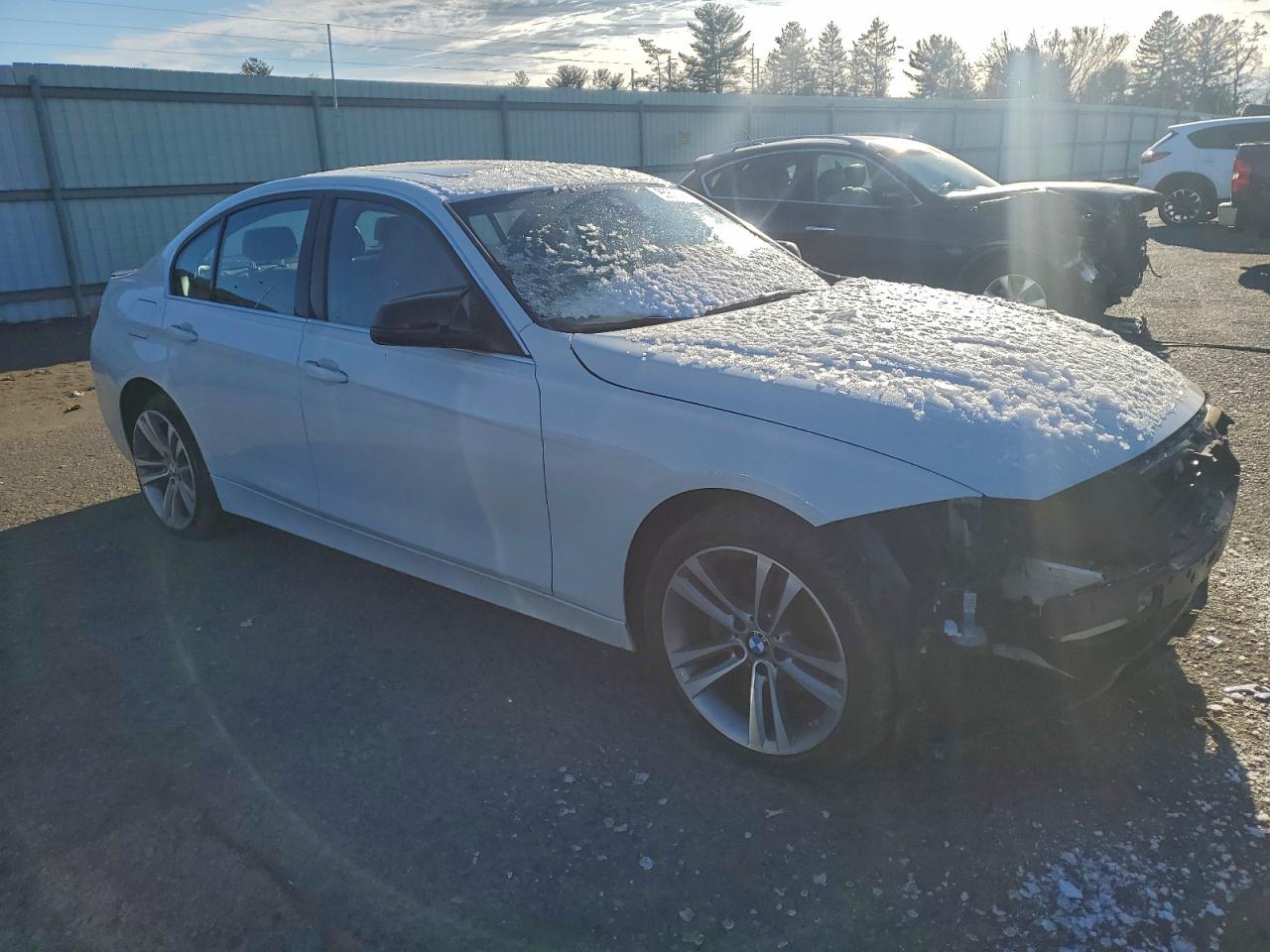 BMW 3 Series Xi Image 4