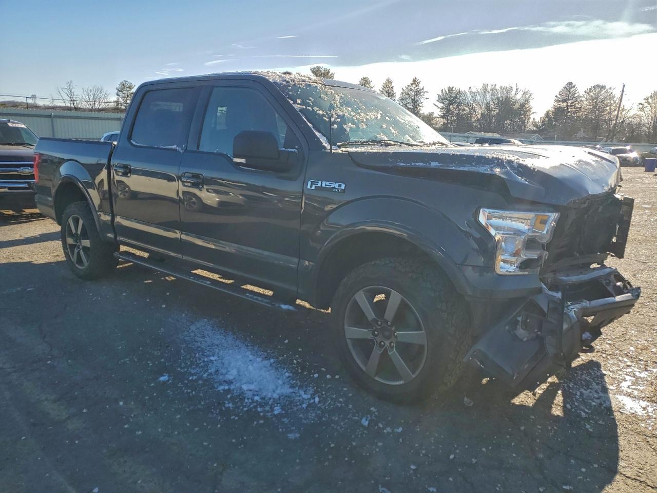 Ford F-150 Supercrew Image 6