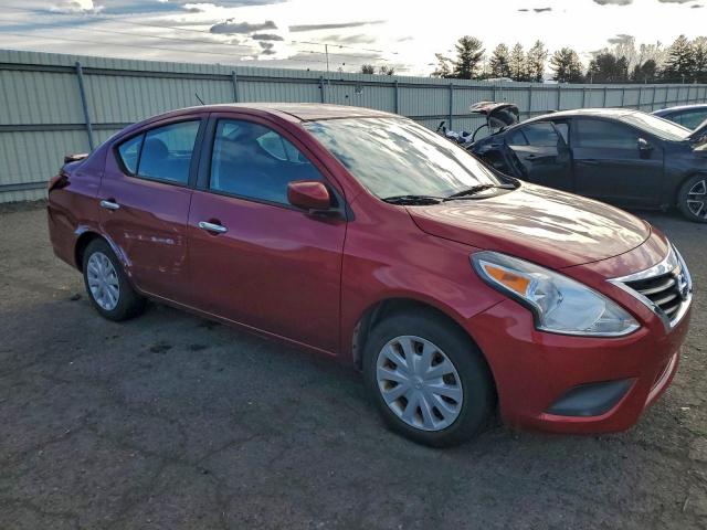Nissan Versa S Image 4