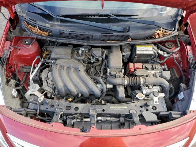 Nissan Versa S Image 2