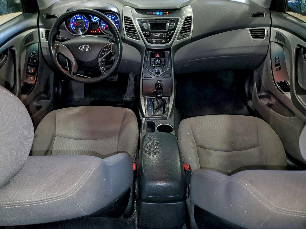 Hyundai ELANTRA Se Image 2