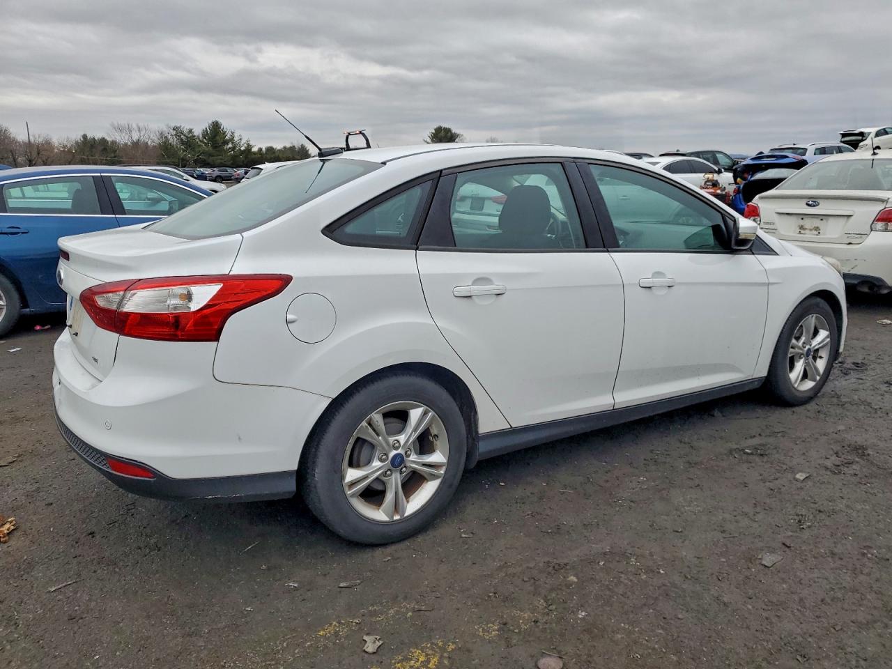 Ford Focus Se Image 4