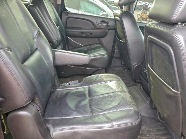 Chevrolet Suburban K1500 Lt Image 8