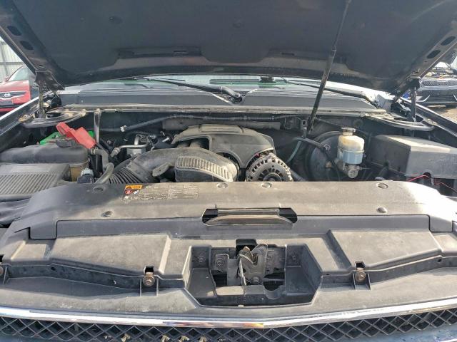 Chevrolet Suburban K1500 Lt Image 9