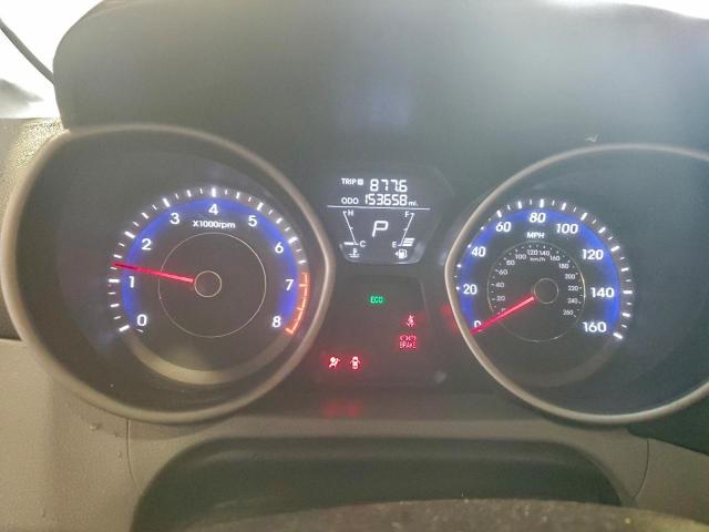 Hyundai ELANTRA Gs Image 9