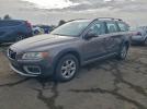 Volvo XC70 3.2 Image 1
