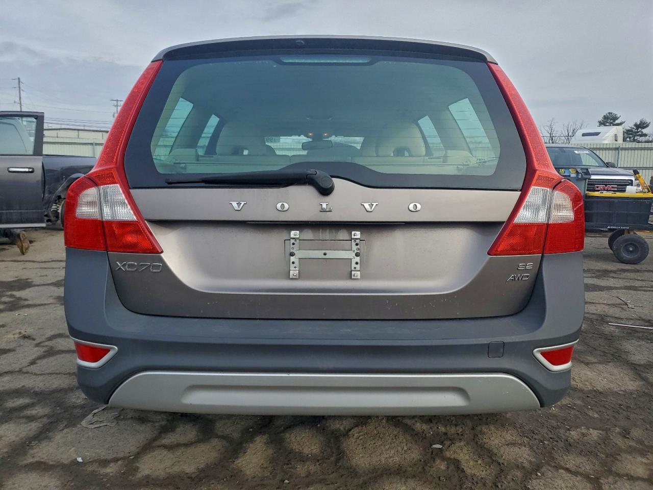 Volvo XC70 3.2 Image 7