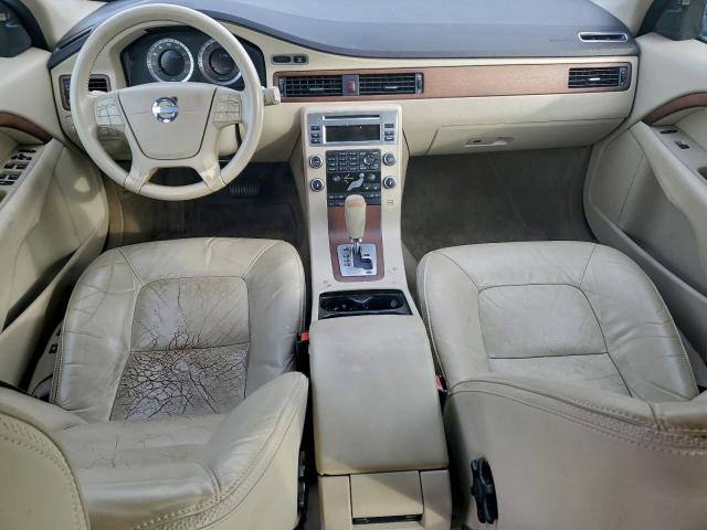 Volvo XC70 3.2 Image 12